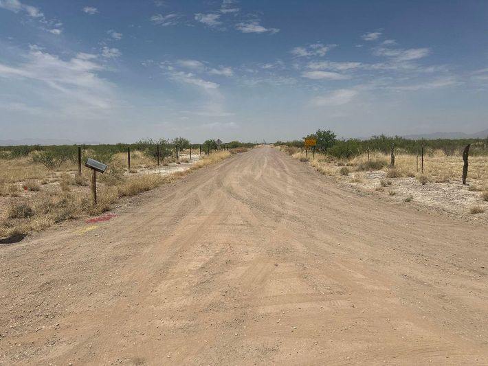 0.86 acres in Cochise County, AZ — APN 207-02-311