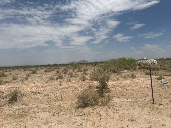 0.52 acres in Cochise County, AZ — APN 207-11-208