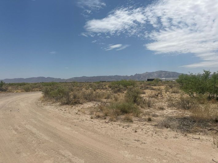 0.52 acres in Cochise County, AZ — APN 207-11-208