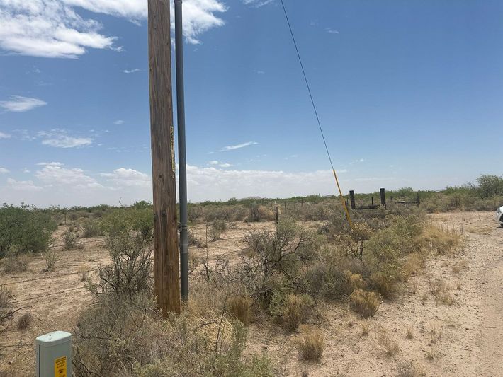 0.52 acres in Cochise County, AZ — APN 207-11-208